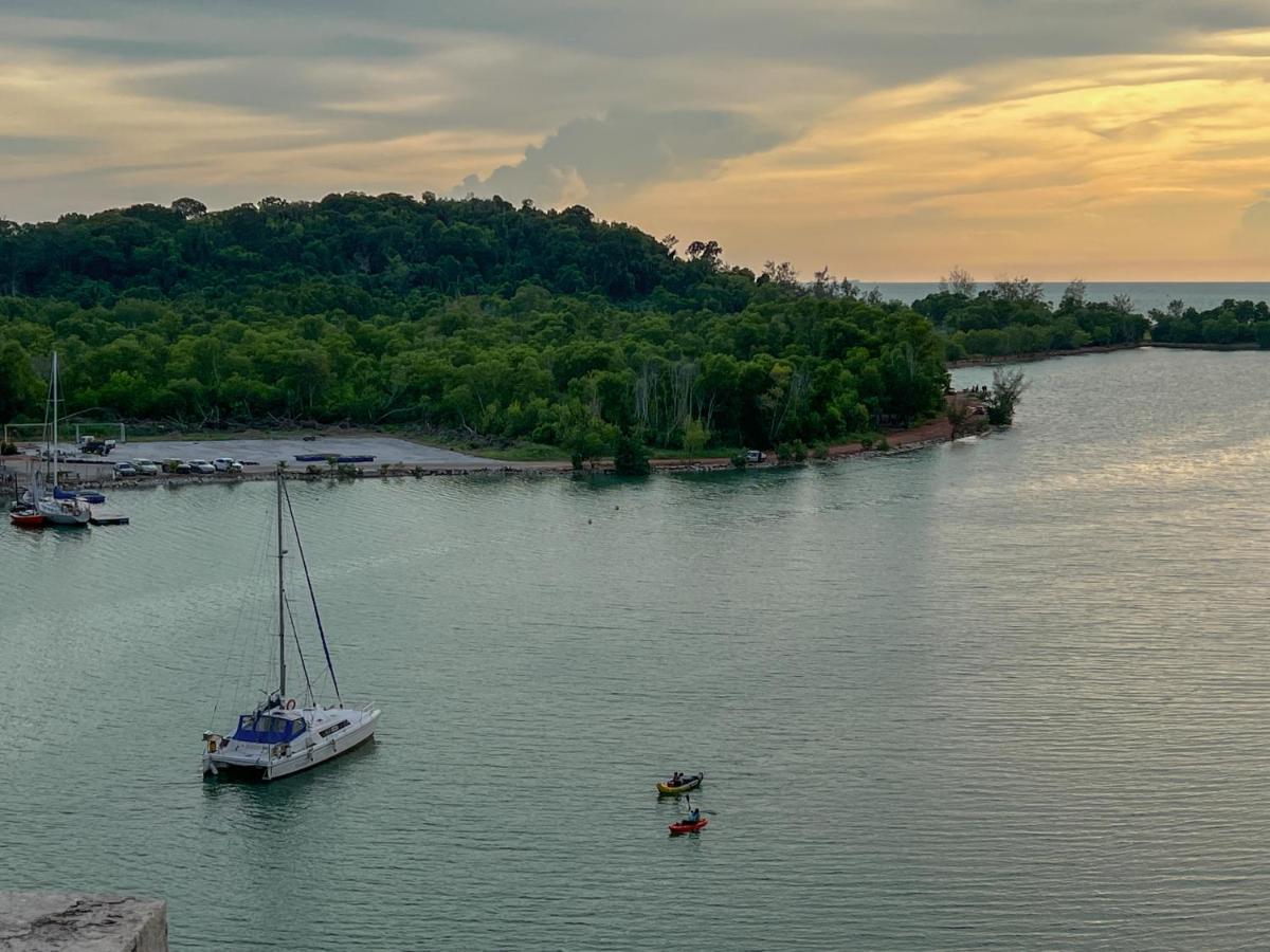 Bayview Suites Port Dickson By Maison ภายนอก รูปภาพ